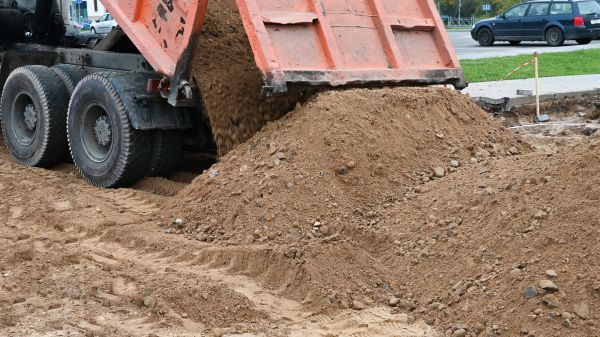 Fill Dirt Delivery in Roswell